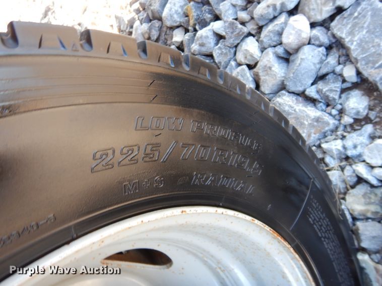 image for item GF9806 2012 Ford F450 Super Duty SuperCab truck cab and chassis