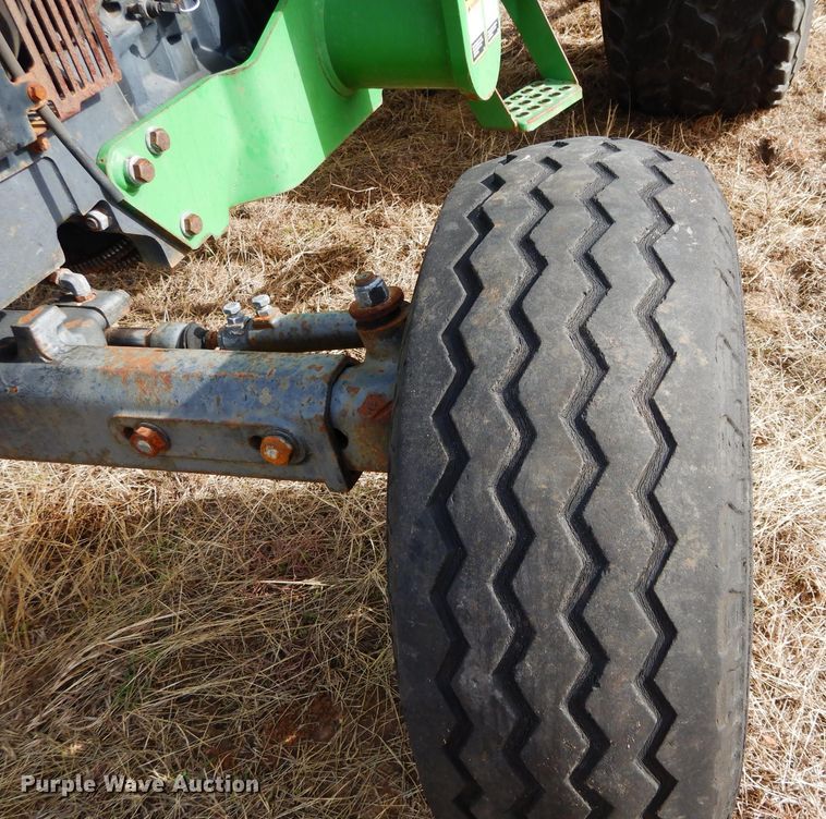 image for item GF9902 2003 John Deere 5220 tractor