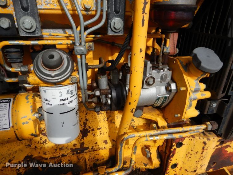 image for item GF9903 1993 Ford 6640 tractor