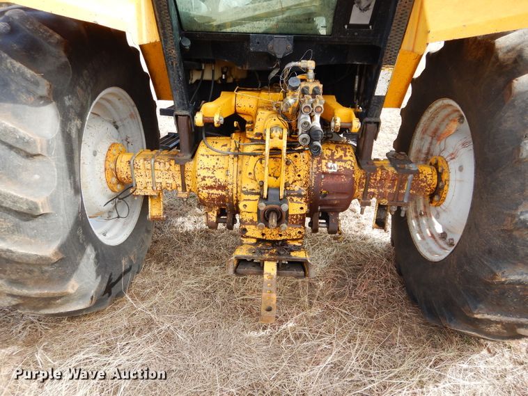 image for item GF9903 1993 Ford 6640 tractor