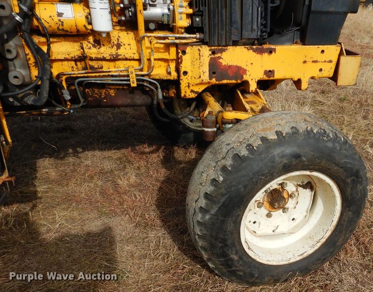 image for item GF9903 1993 Ford 6640 tractor