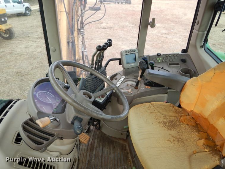 image for item GF9904 2007 John Deere 6330 tractor