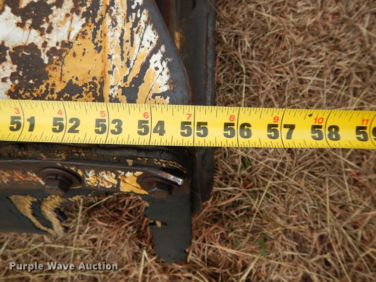 image for item GF9904 2007 John Deere 6330 tractor