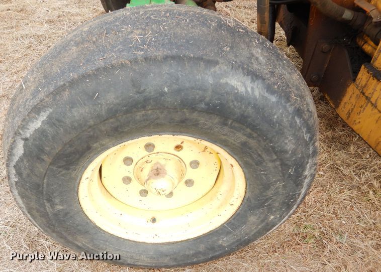 image for item GF9904 2007 John Deere 6330 tractor