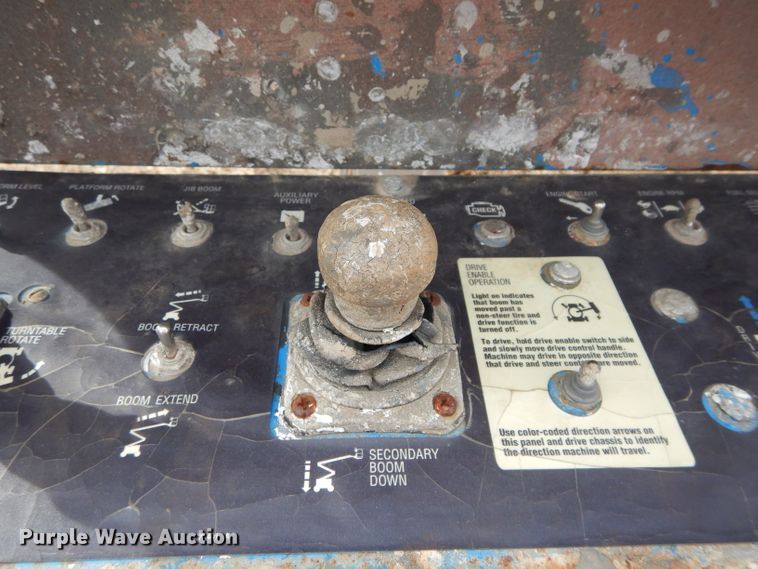 image for item GF9910 2001 Genie Z60/34 boom lift