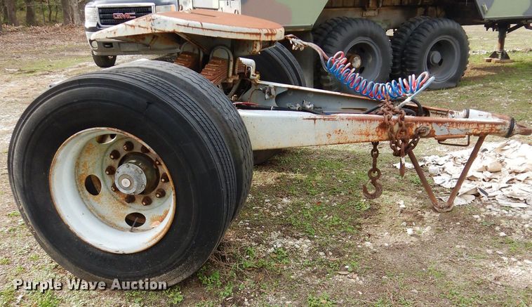 image for item GF9911 1995 Silver Eagle CST20W trailer dolly