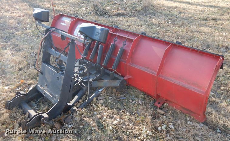 image for item GJ9082 Boss 9'W snow plow
