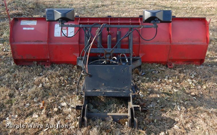 image for item GJ9082 Boss 9'W snow plow