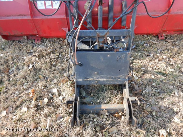 image for item GJ9082 Boss 9'W snow plow