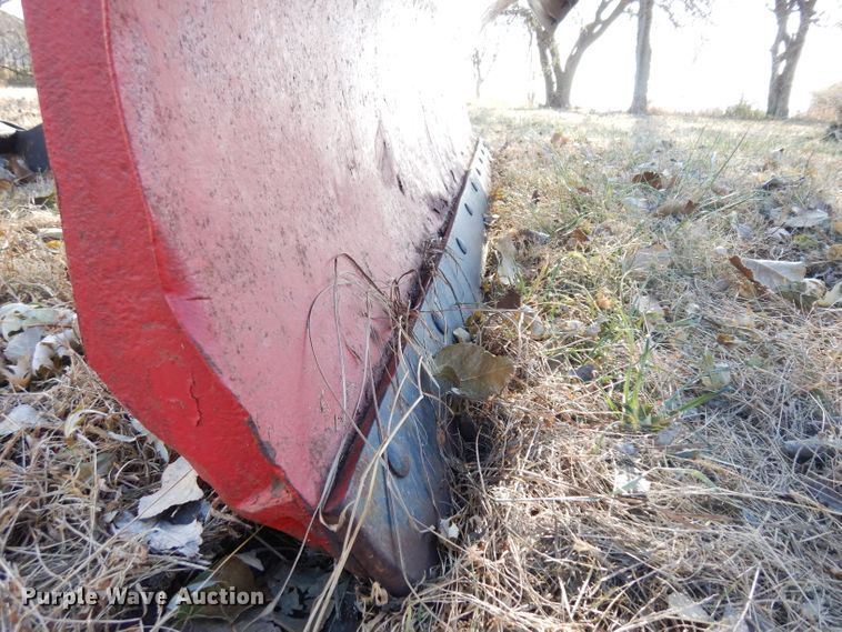 image for item GJ9082 Boss 9'W snow plow