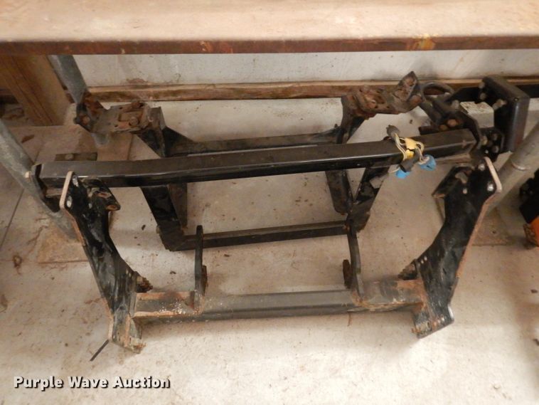 image for item GJ9082 Boss 9'W snow plow