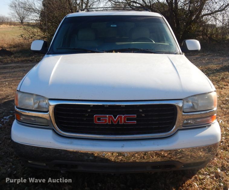 image for item GJ9083 2001 GMC Yukon SUV
