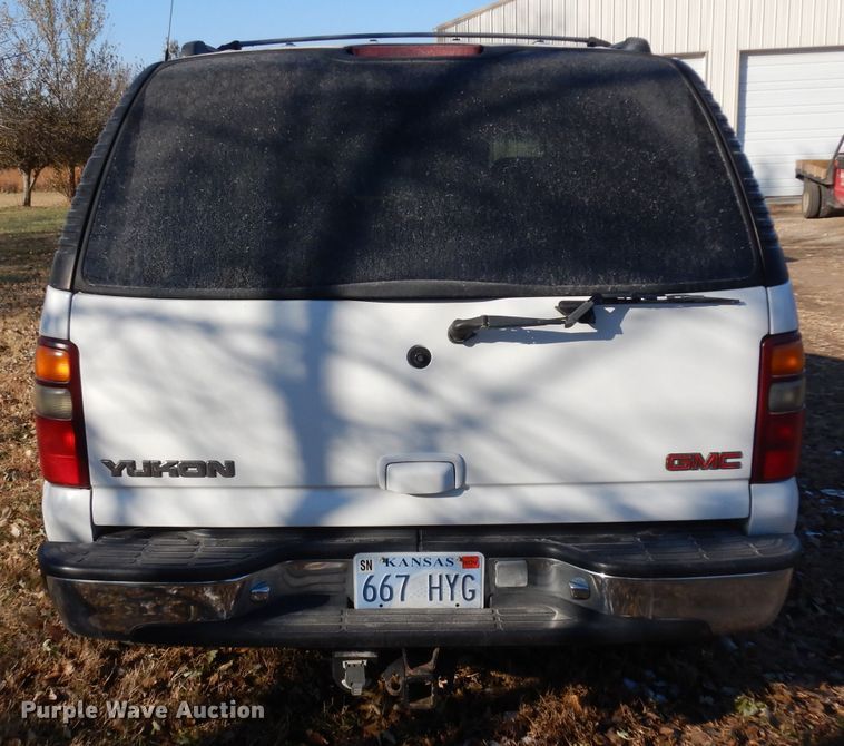 image for item GJ9083 2001 GMC Yukon SUV