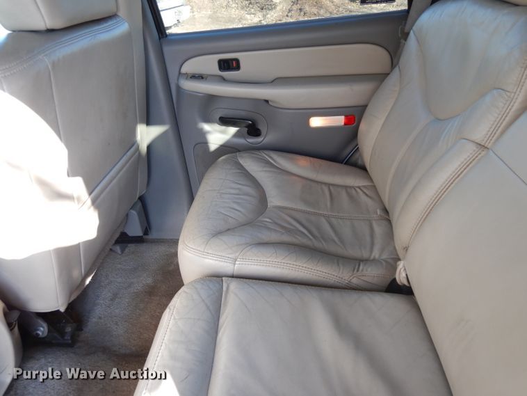 image for item GJ9083 2001 GMC Yukon SUV