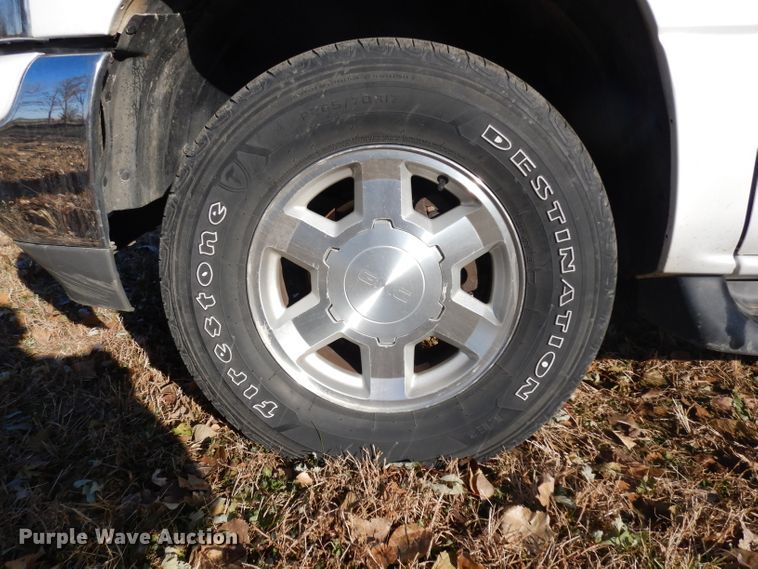 image for item GJ9083 2001 GMC Yukon SUV
