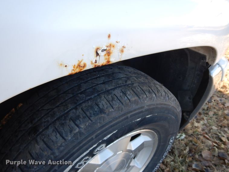 image for item GJ9083 2001 GMC Yukon SUV
