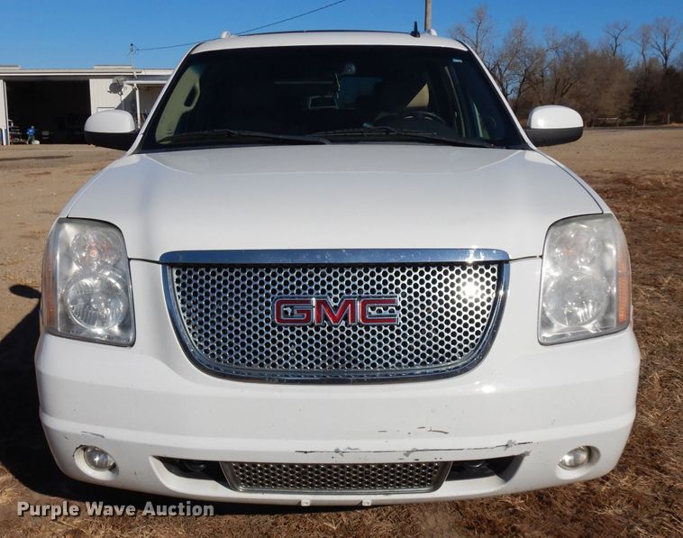 image for item GJ9088 2008 GMC Yukon Denali XL SUV