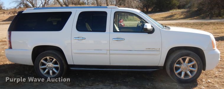 image for item GJ9088 2008 GMC Yukon Denali XL SUV