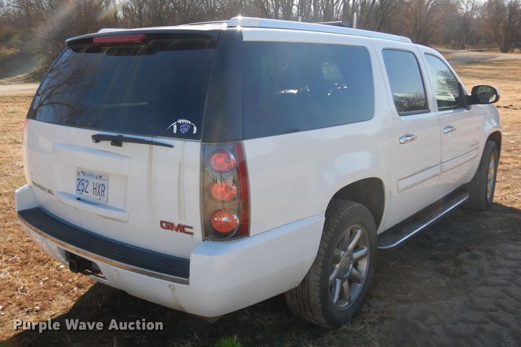 image for item GJ9088 2008 GMC Yukon Denali XL SUV