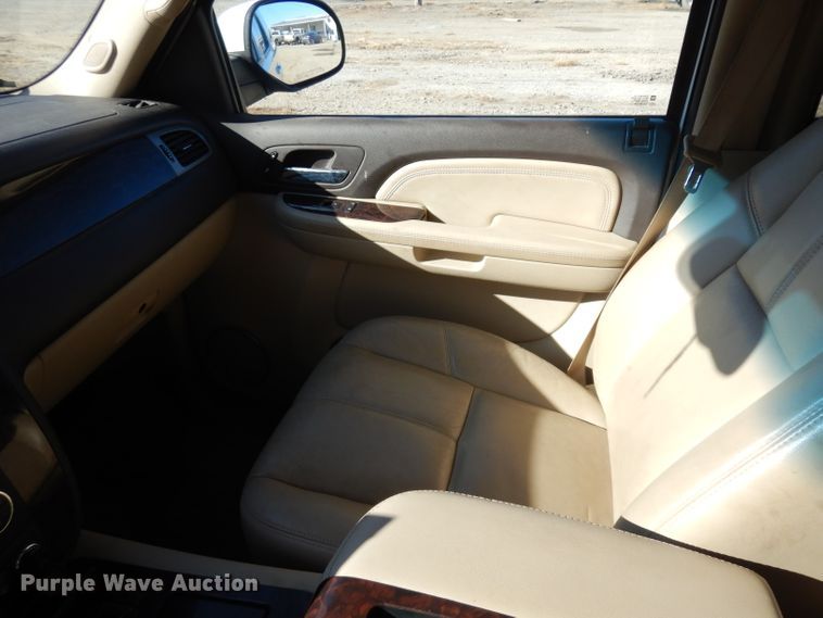 image for item GJ9088 2008 GMC Yukon Denali XL SUV