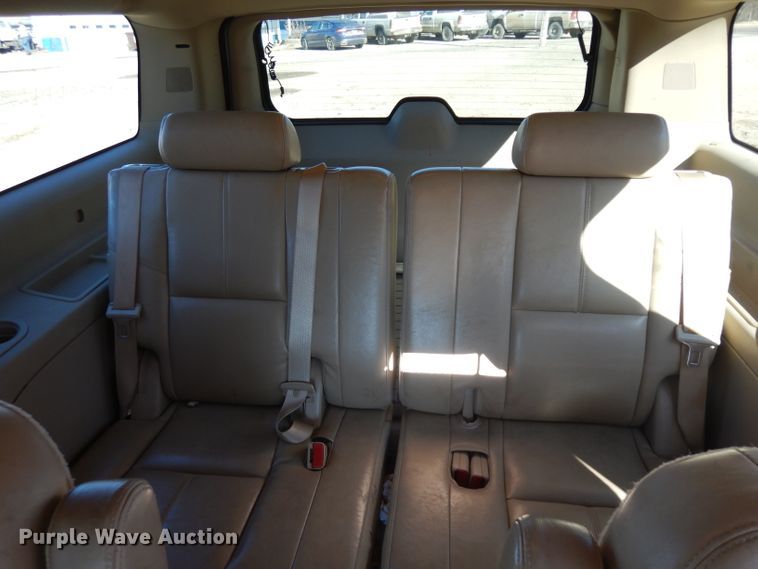 image for item GJ9088 2008 GMC Yukon Denali XL SUV