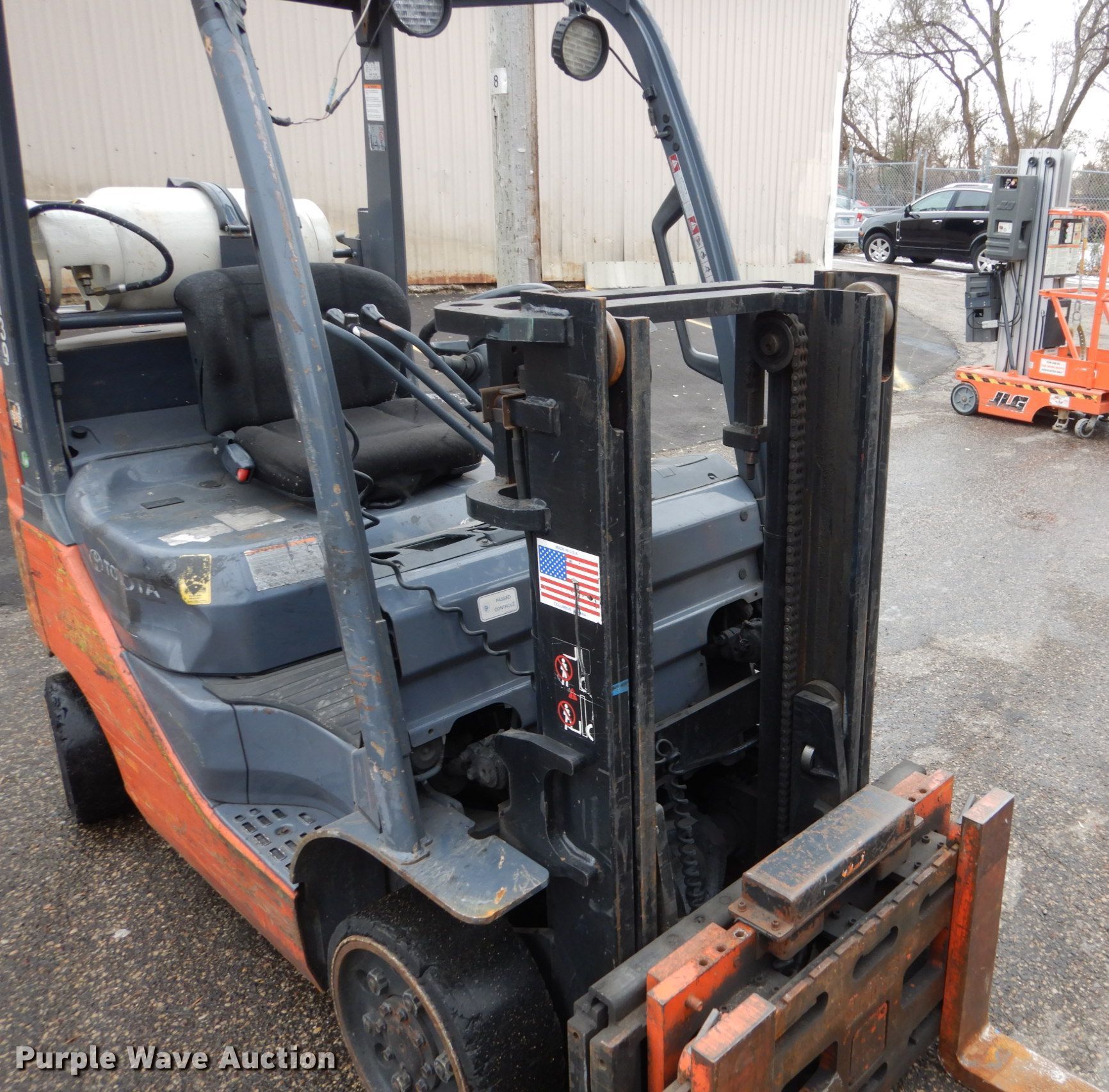 Toyota 8FGU20 forklift in Minneapolis, MN Item EC9183 sold Purple Wave