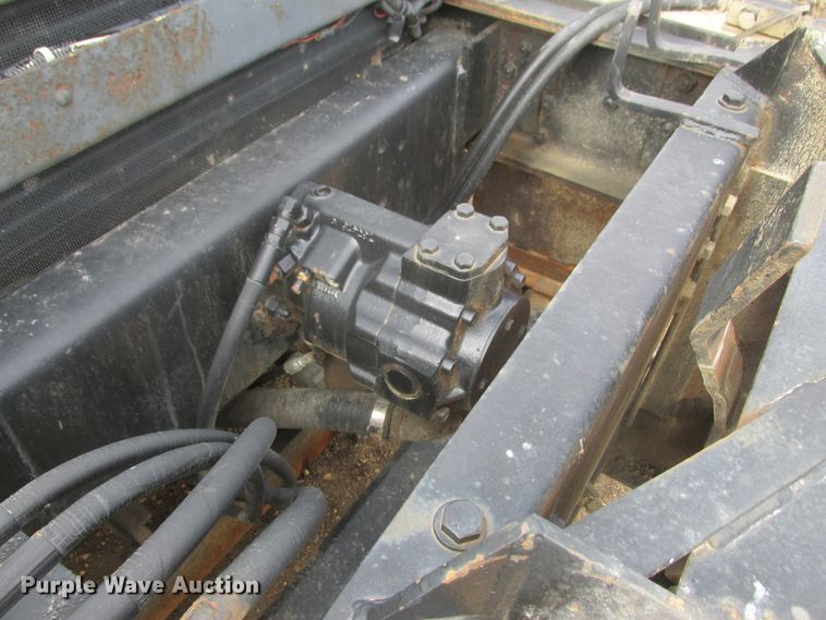 image for item DA8334 2001 Mack RD688S dump truck