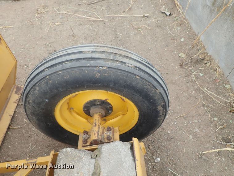 image for item DB7506 Soil Mover R118 speed mover