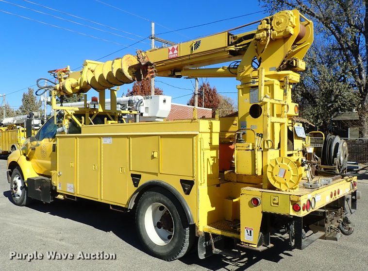 image for item DB7545 2004 Ford F750 Super Duty digger derrick truck