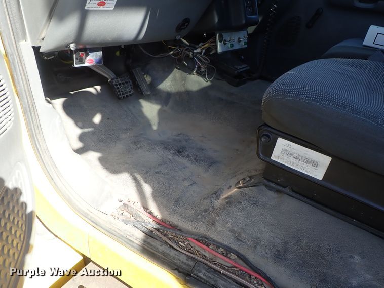 image for item DB7545 2004 Ford F750 Super Duty digger derrick truck