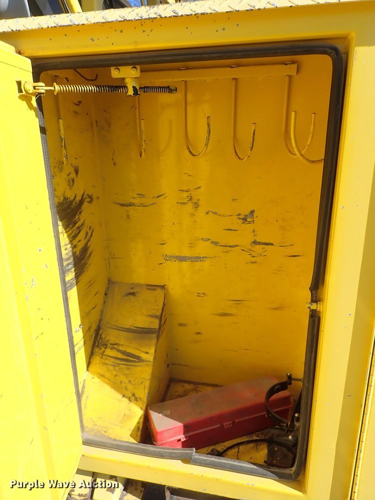 image for item DB7545 2004 Ford F750 Super Duty digger derrick truck