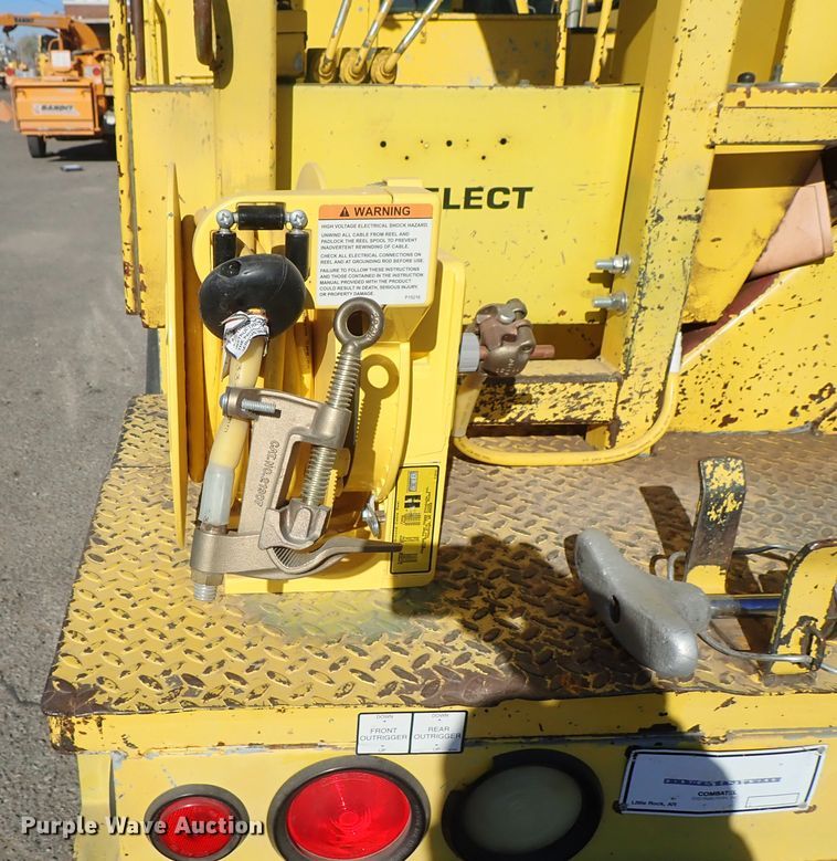 image for item DB7545 2004 Ford F750 Super Duty digger derrick truck