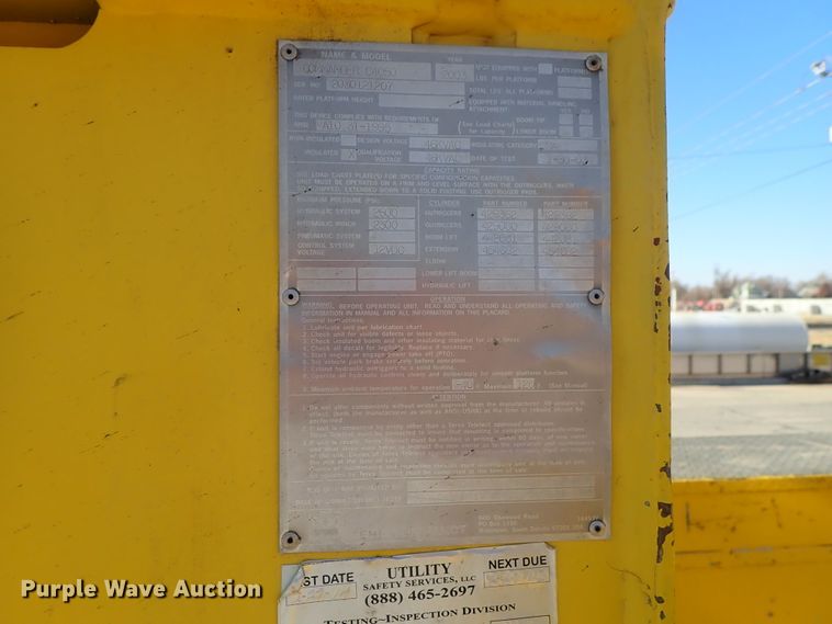 image for item DB7545 2004 Ford F750 Super Duty digger derrick truck