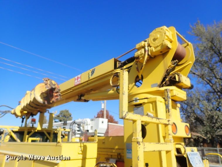 image for item DB7545 2004 Ford F750 Super Duty digger derrick truck