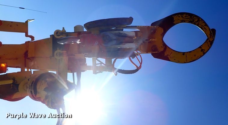 image for item DB7545 2004 Ford F750 Super Duty digger derrick truck