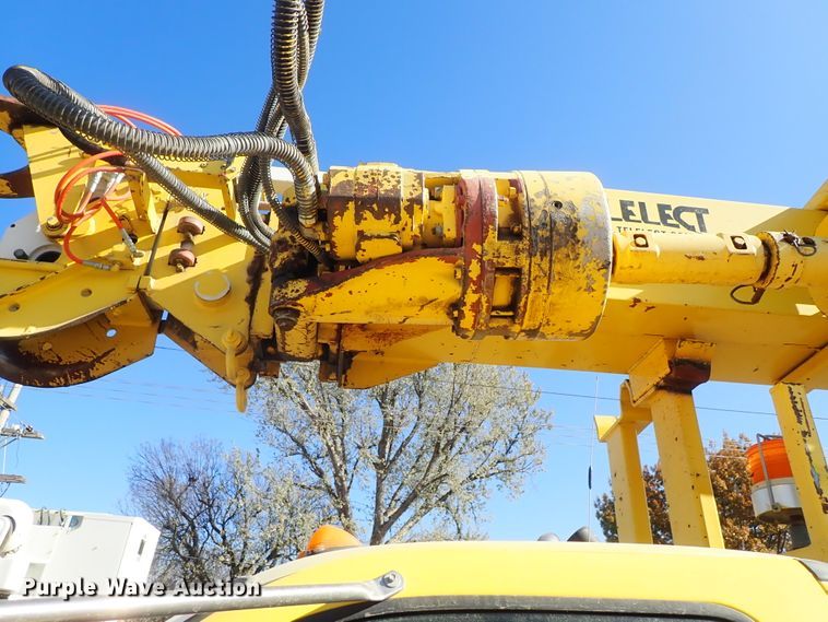 image for item DB7545 2004 Ford F750 Super Duty digger derrick truck