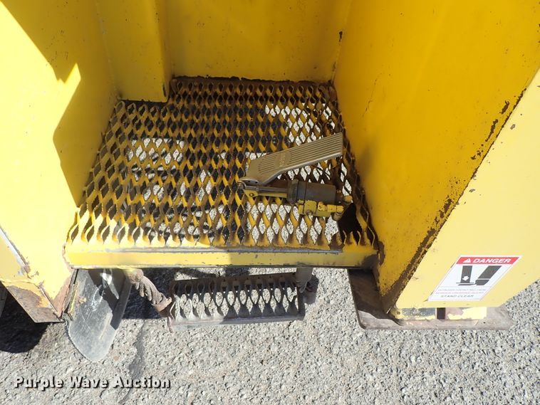 image for item DB7545 2004 Ford F750 Super Duty digger derrick truck