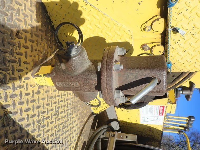 image for item DB7545 2004 Ford F750 Super Duty digger derrick truck