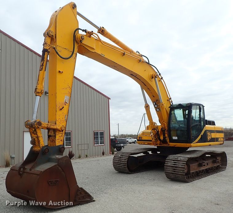 image for item DB7554 1999 JCB JS330L excavator