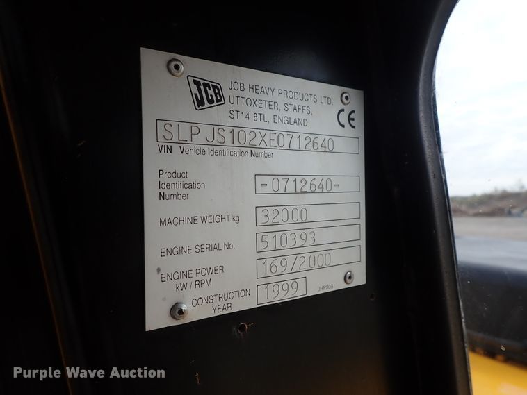 image for item DB7554 1999 JCB JS330L excavator