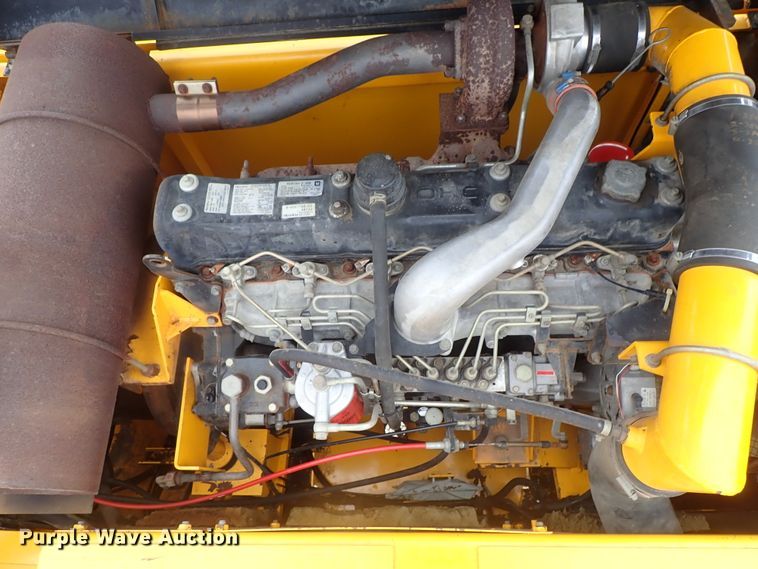 image for item DB7554 1999 JCB JS330L excavator