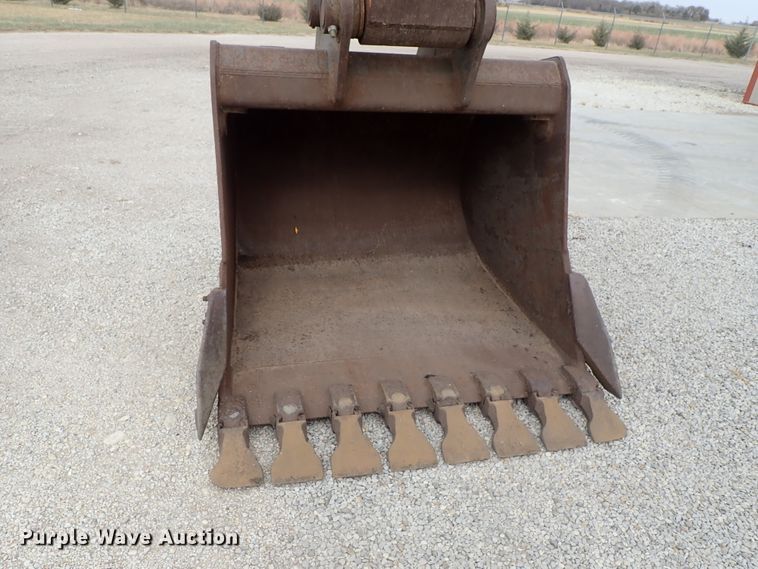 image for item DB7554 1999 JCB JS330L excavator