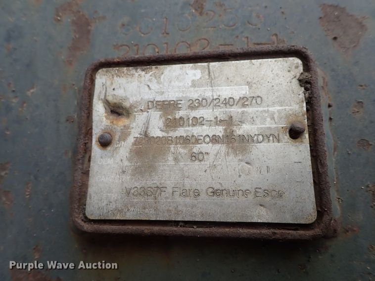 image for item DB7554 1999 JCB JS330L excavator