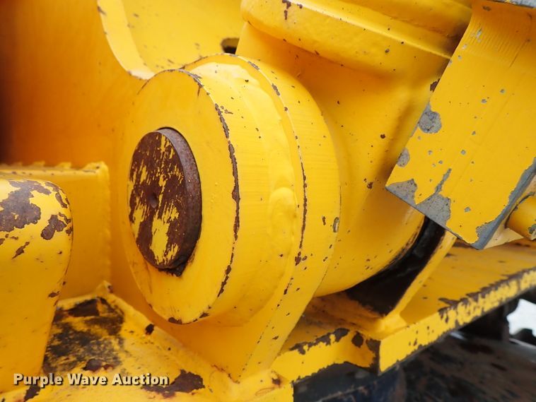 image for item DB7554 1999 JCB JS330L excavator