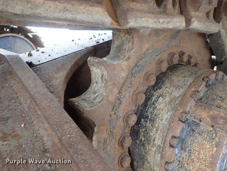 image for item DB7554 1999 JCB JS330L excavator