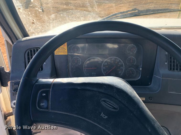 image for item DB7560 2003 Sterling L-Line vacuum truck