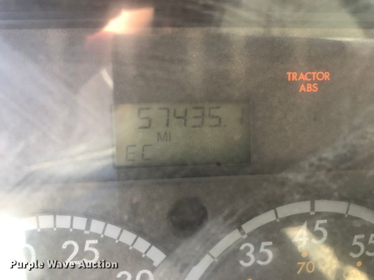 image for item DB7560 2003 Sterling L-Line vacuum truck