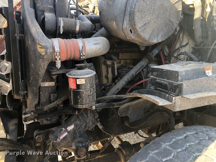 image for item DB7560 2003 Sterling L-Line vacuum truck