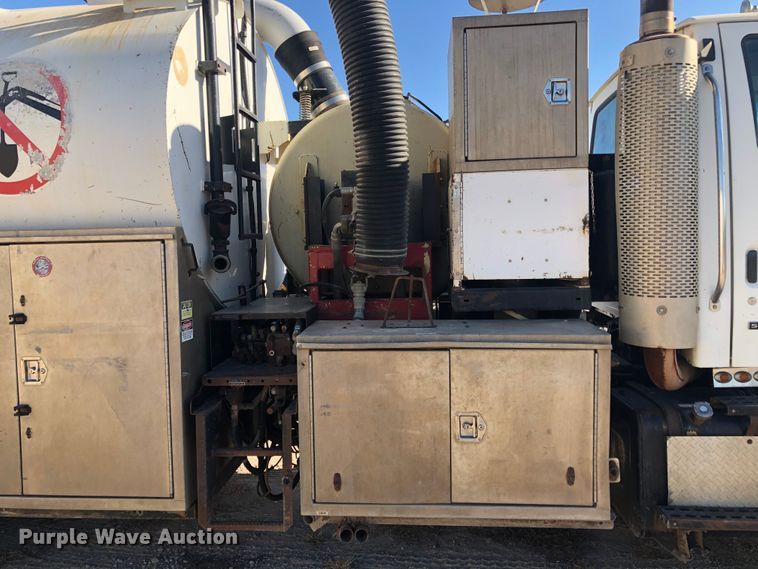 image for item DB7560 2003 Sterling L-Line vacuum truck