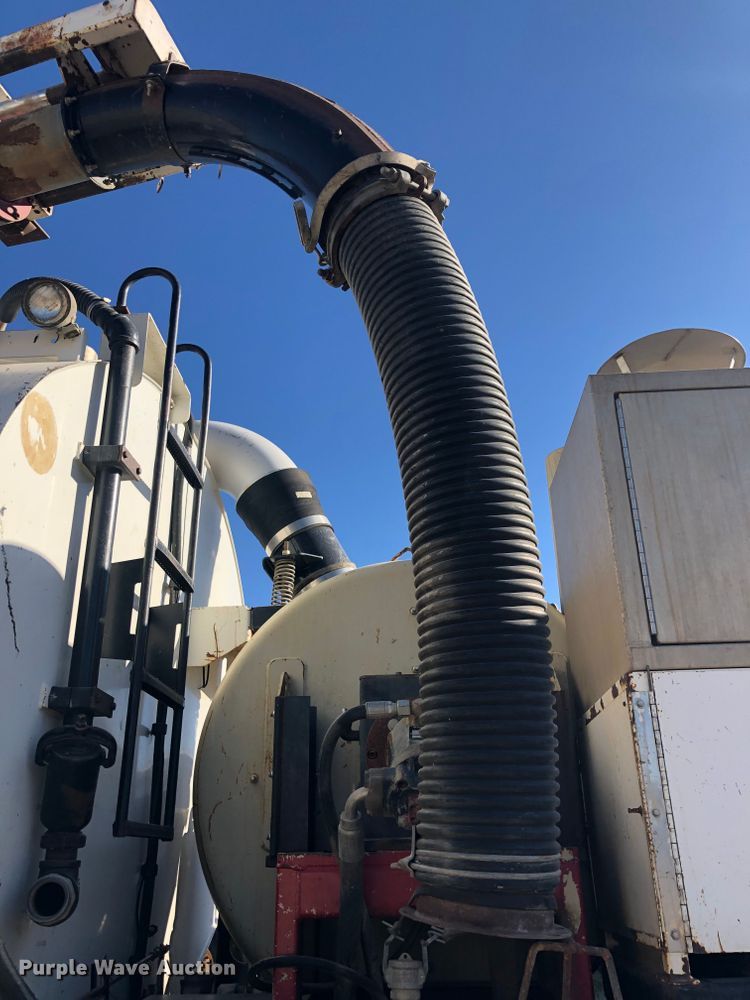 image for item DB7560 2003 Sterling L-Line vacuum truck